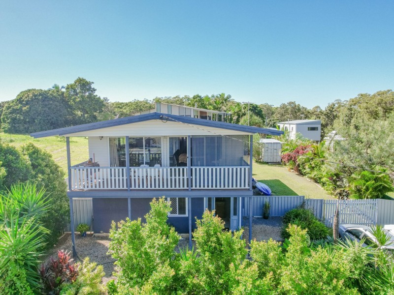 9 Dahlia Street, Russell Island QLD 4184