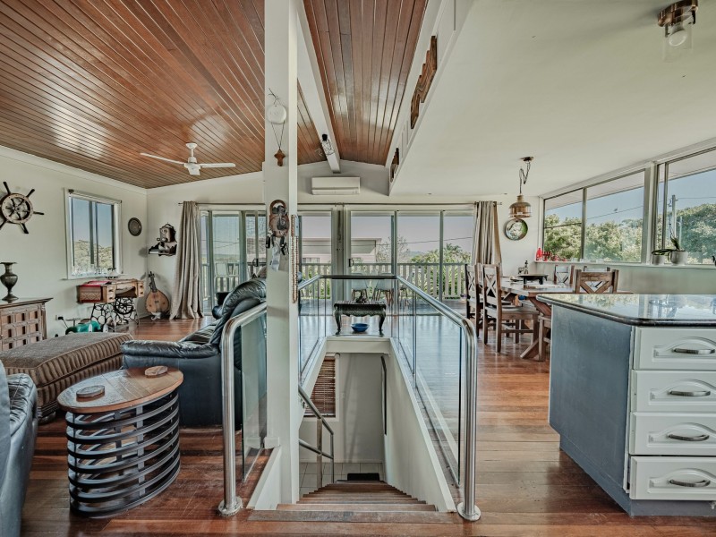 9 Dahlia Street, Russell Island QLD 4184