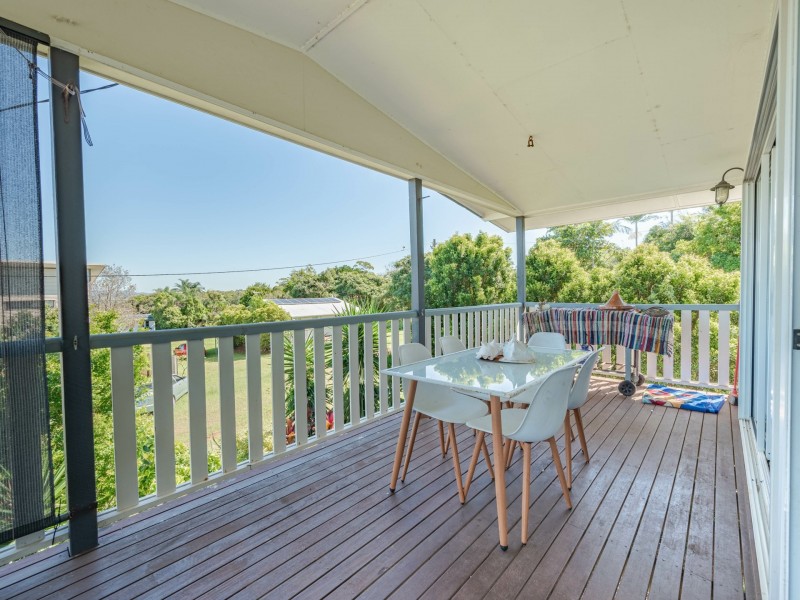 9 Dahlia Street, Russell Island QLD 4184