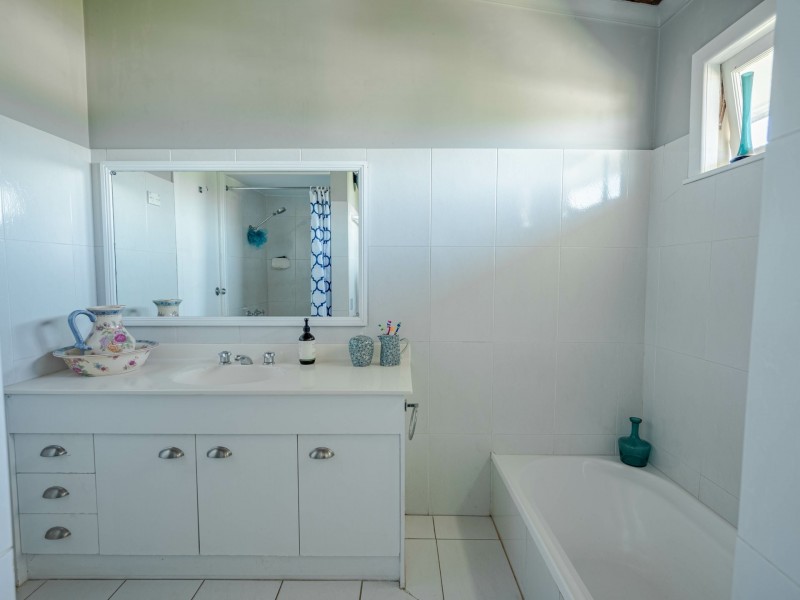 9 Dahlia Street, Russell Island QLD 4184