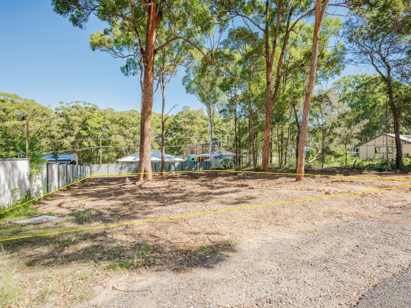 54 Bradman Street, Russell Island QLD 4184