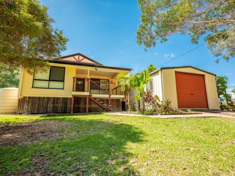 15 Borrows Street, Russell Island QLD 4184