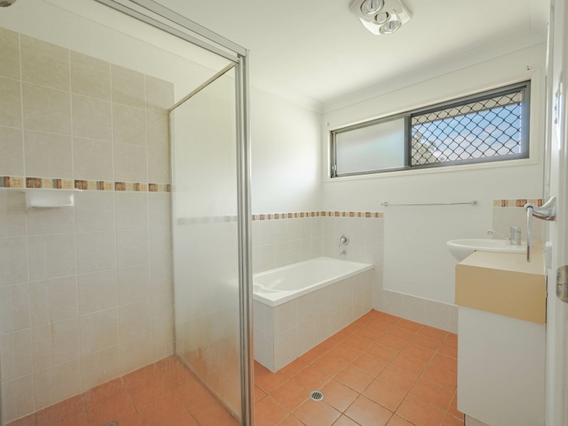 15 Borrows Street, Russell Island QLD 4184