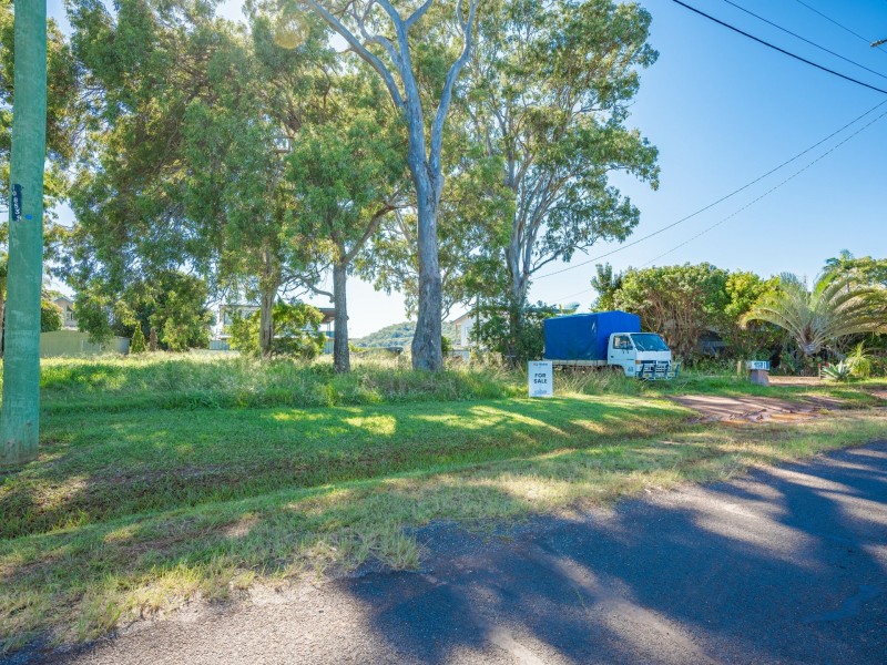 135 Canaipa Point Drive, Russell Island QLD 4184