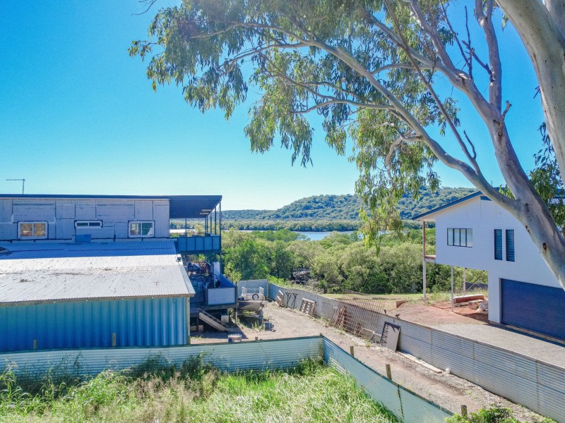 135 Canaipa Point Drive, Russell Island QLD 4184