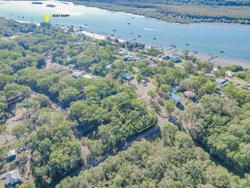 45 Seaward Drive, Russell Island QLD 4184