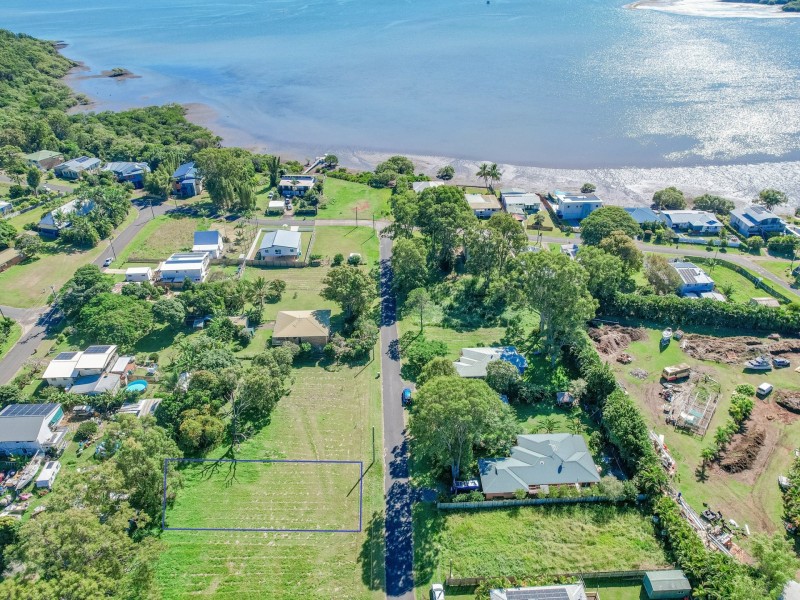 16 Hill Street, Russell Island QLD 4184