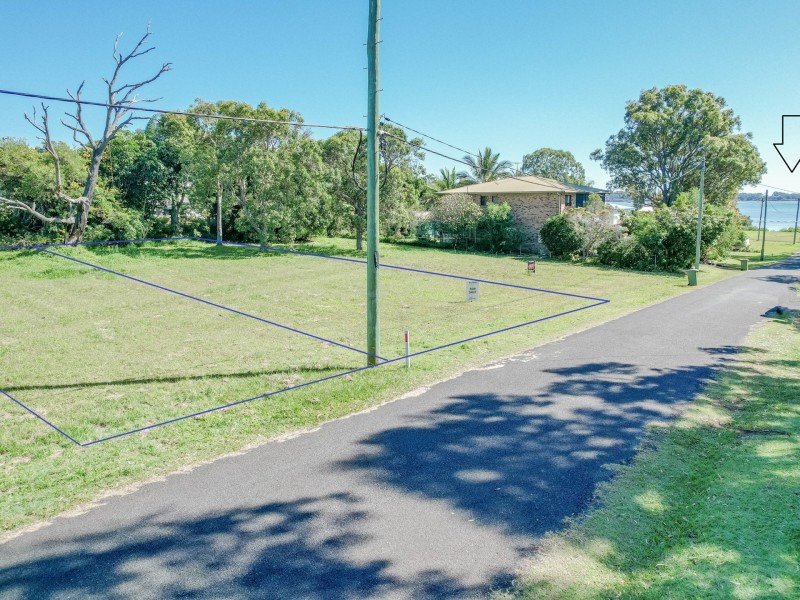 16 Hill Street, Russell Island QLD 4184