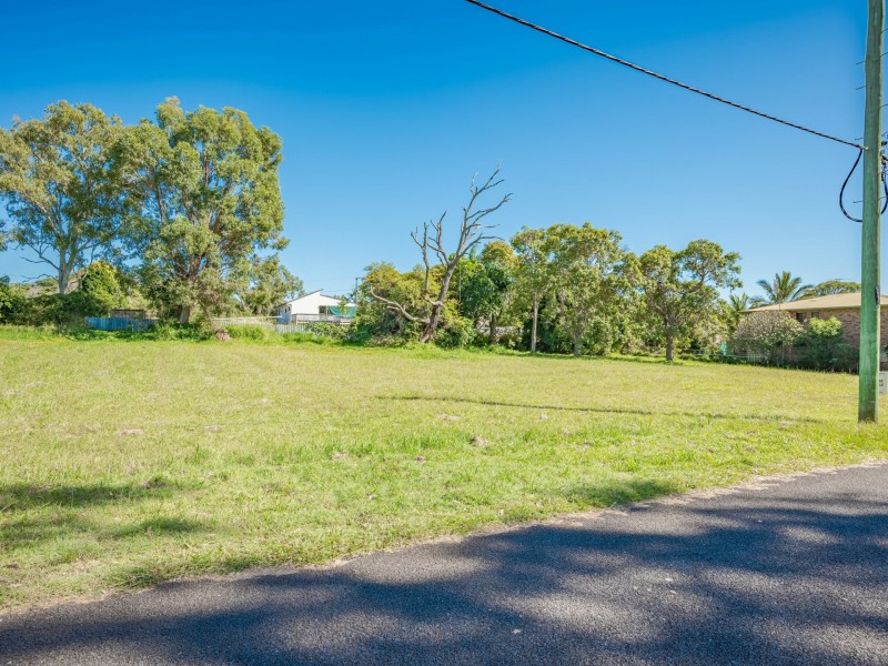16 Hill Street, Russell Island QLD 4184