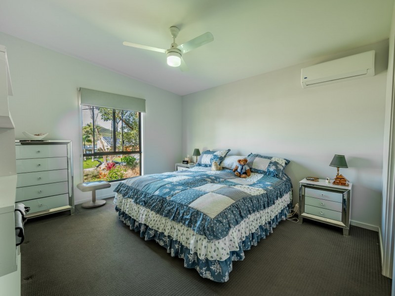 54 Wahine Drive, Russell Island QLD 4184