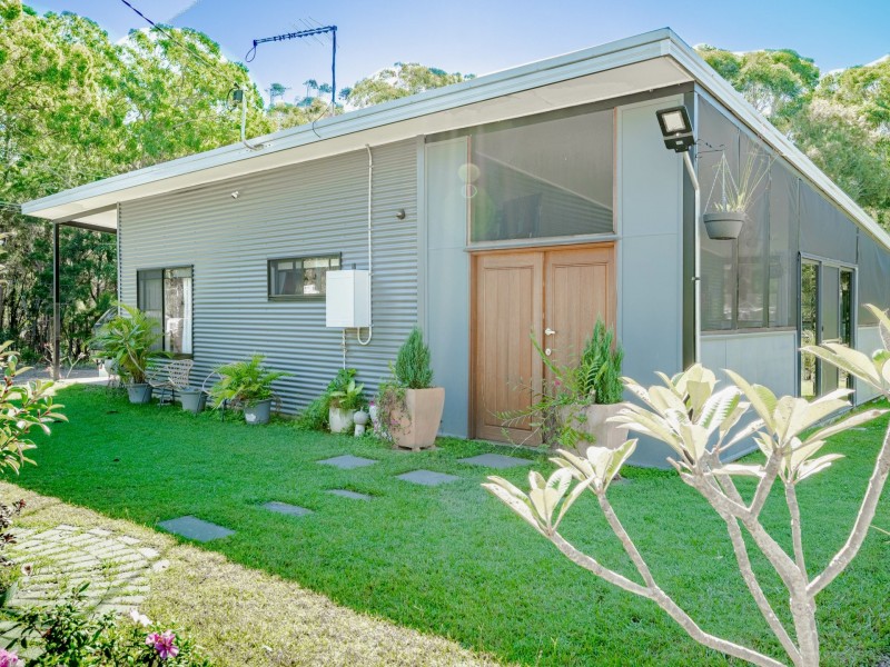1 Gem Street, Russell Island QLD 4184