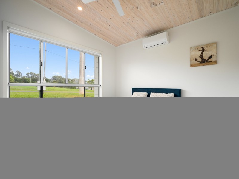 13 CANAIPA POINT DRIVE, Russell Island QLD 4184