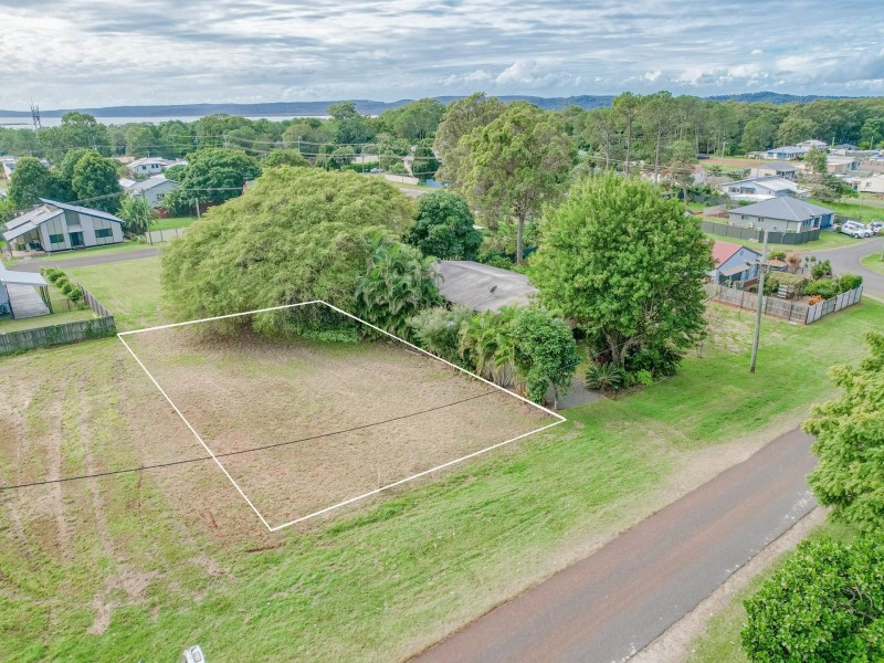 7 Highland St, Russell Island QLD 4184