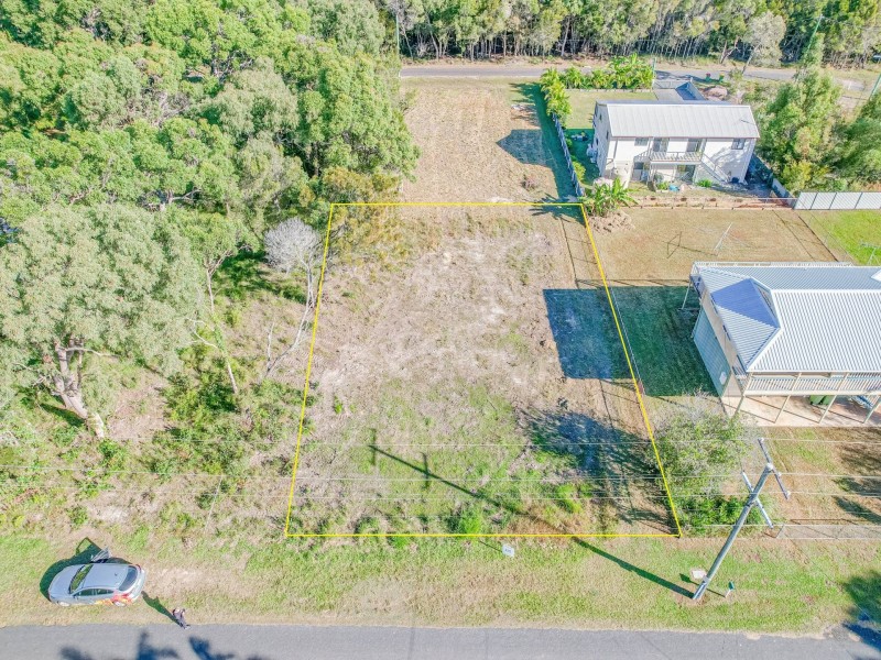 18 TENANNE STREET, Russell Island QLD 4184