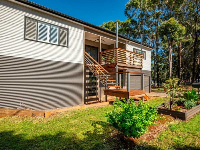 12 Harvey Street, Russell Island QLD 4184