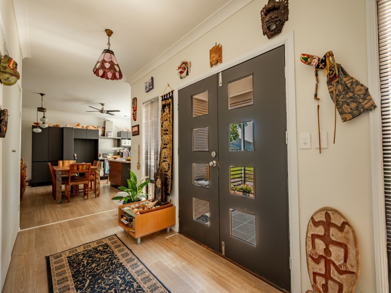 12 Harvey Street, Russell Island QLD 4184