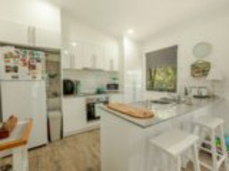 15 LAU STREET, Russell Island QLD 4184