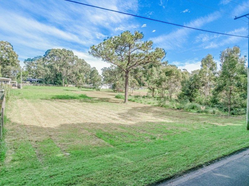 40 Kings Rd, Russell Island QLD 4184