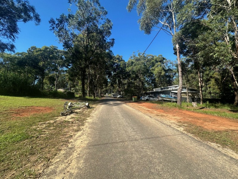 42 Dempsey Street, Russell Island QLD 4184