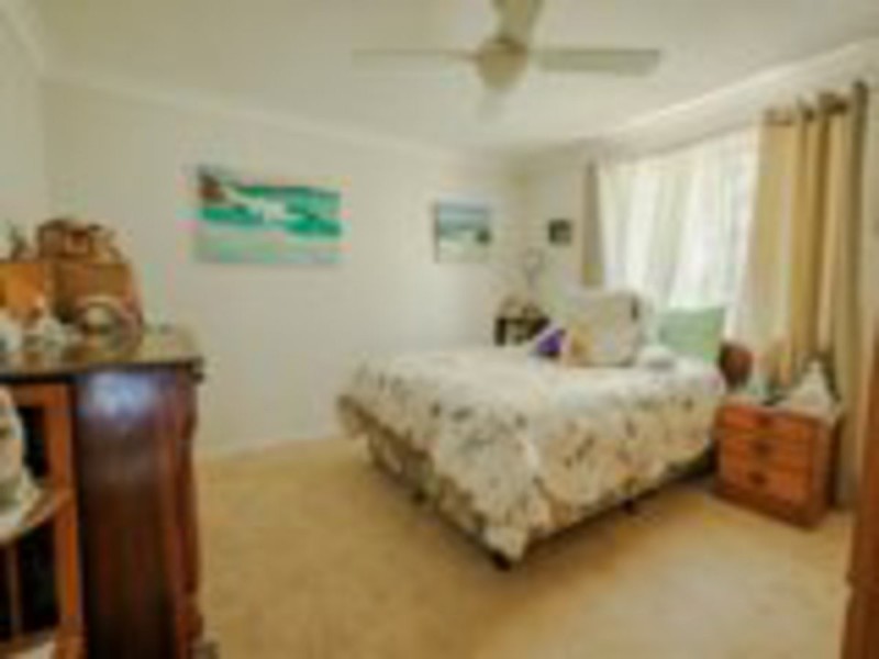 31 Jasper Street, Russell Island QLD 4184