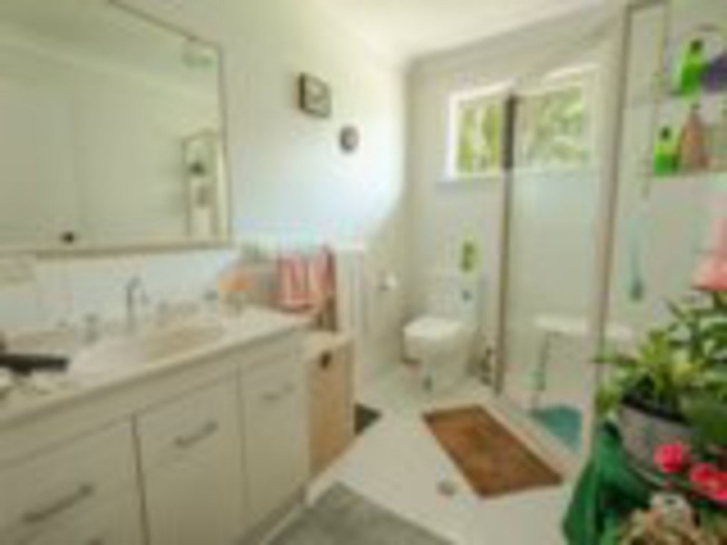 31 Jasper Street, Russell Island QLD 4184