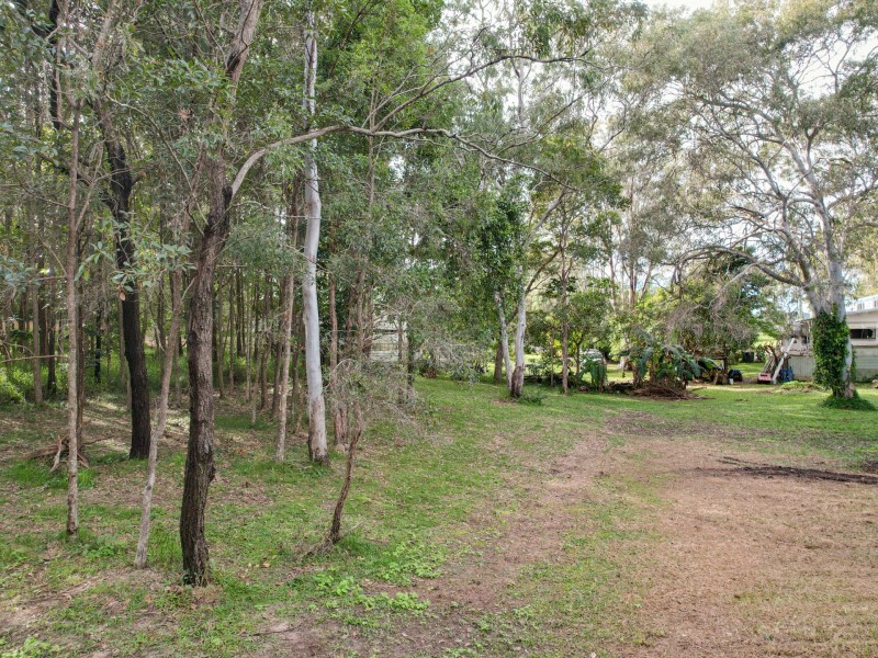 11 Victoria Ave, Russell Island QLD 4184