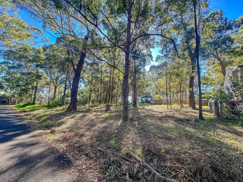 33 Ilumba Street, Russell Island QLD 4184