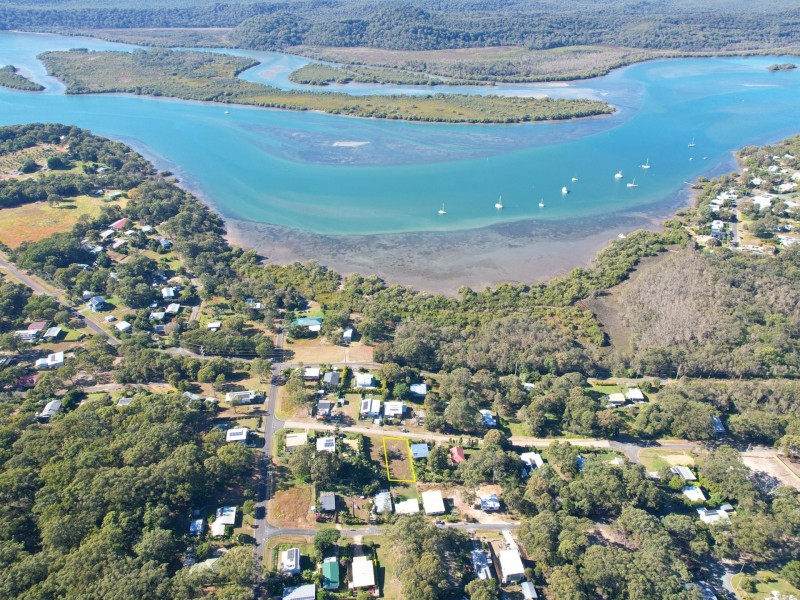 10 Yacht Street, Russell Island QLD 4184