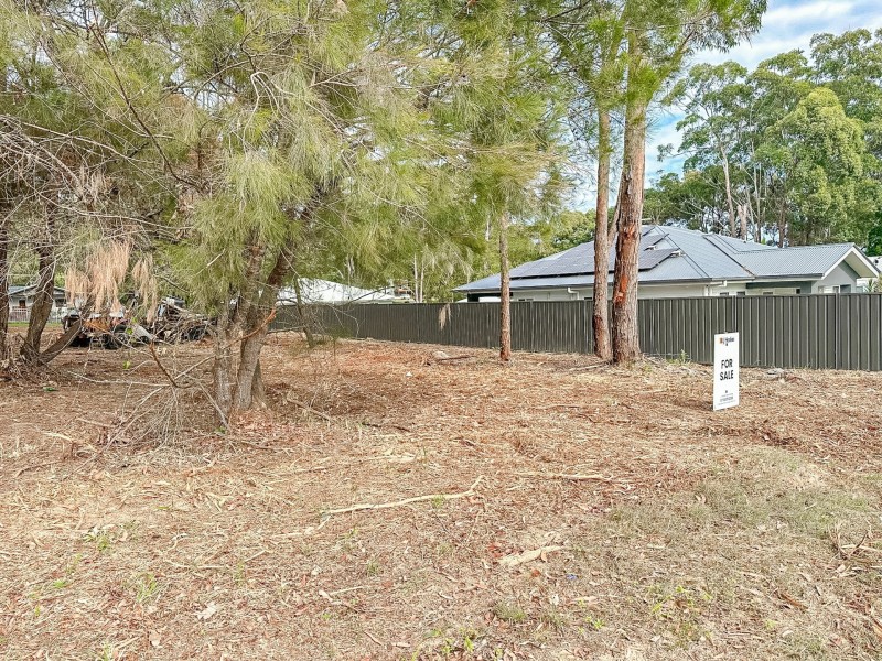 26 Pia Street, Russell Island QLD 4184