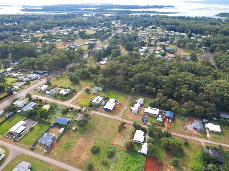 18 Pharlap Street, Russell Island QLD 4184