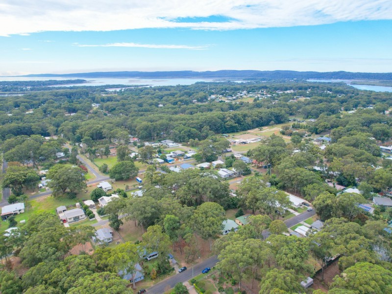21 Rossi Ave, Russell Island QLD 4184