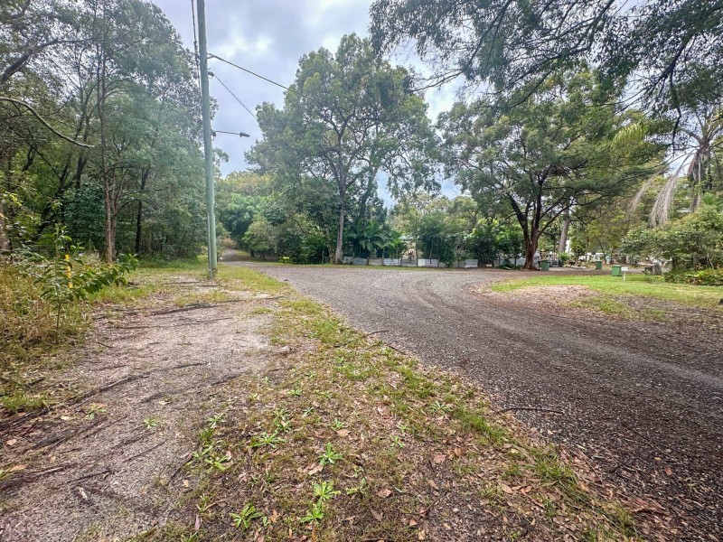 35 Burke Ave, Russell Island QLD 4184