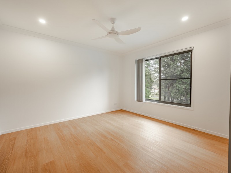 17 Mountain View Cres, Russell Island QLD 4184