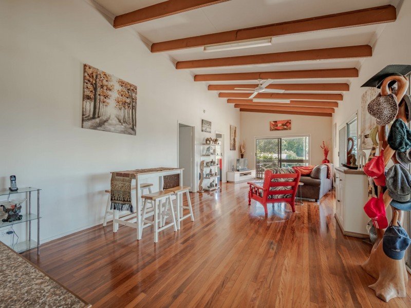 70 Barcelona Terrace, Russell Island QLD 4184