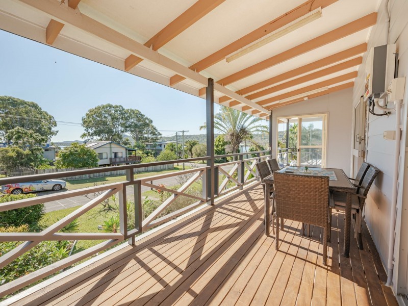70 Barcelona Terrace, Russell Island QLD 4184