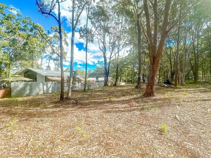 17 Forest Hill Road, Russell Island QLD 4184