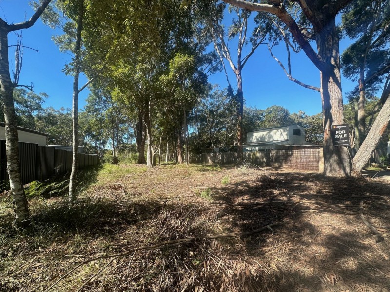 26 Villa Wood Rd, Russell Island QLD 4184