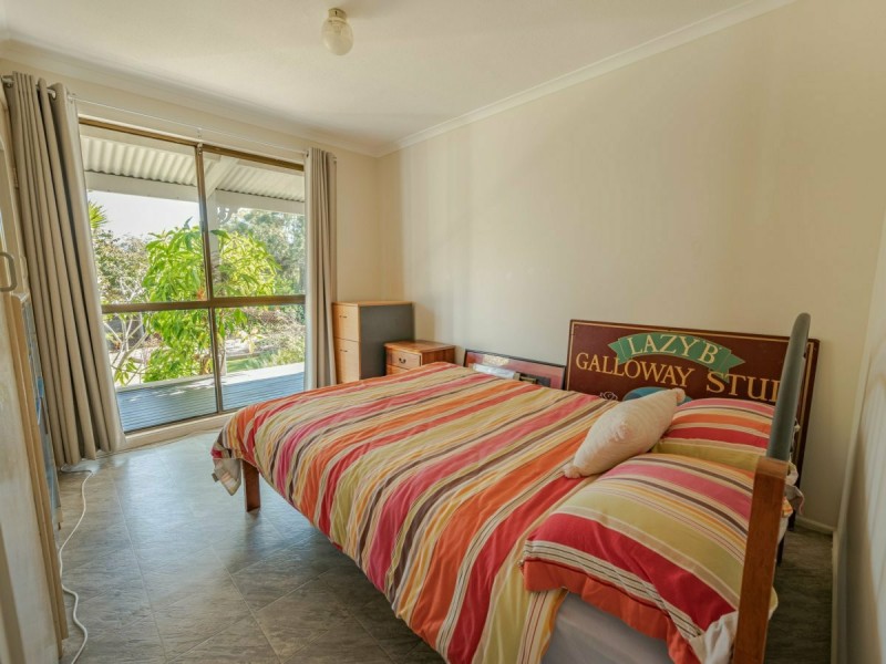 108 KINGS, Russell Island QLD 4184