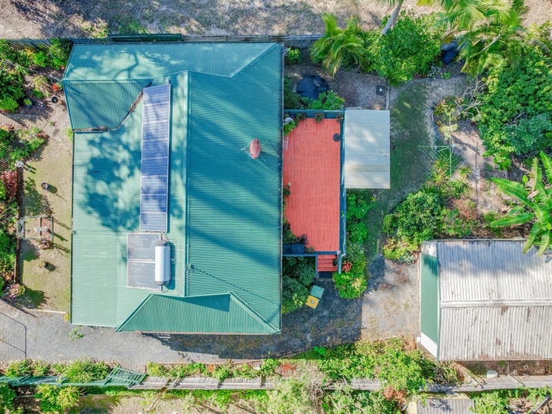 84 Minjerriba Road, Russell Island QLD 4184