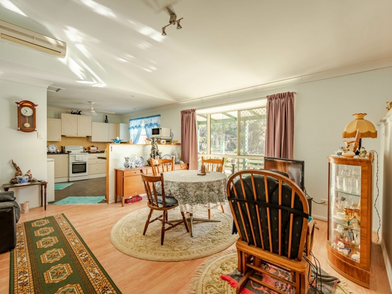 84 Minjerriba Road, Russell Island QLD 4184