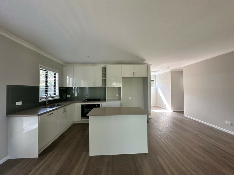 27 Heeterra Street, Russell Island QLD 4184