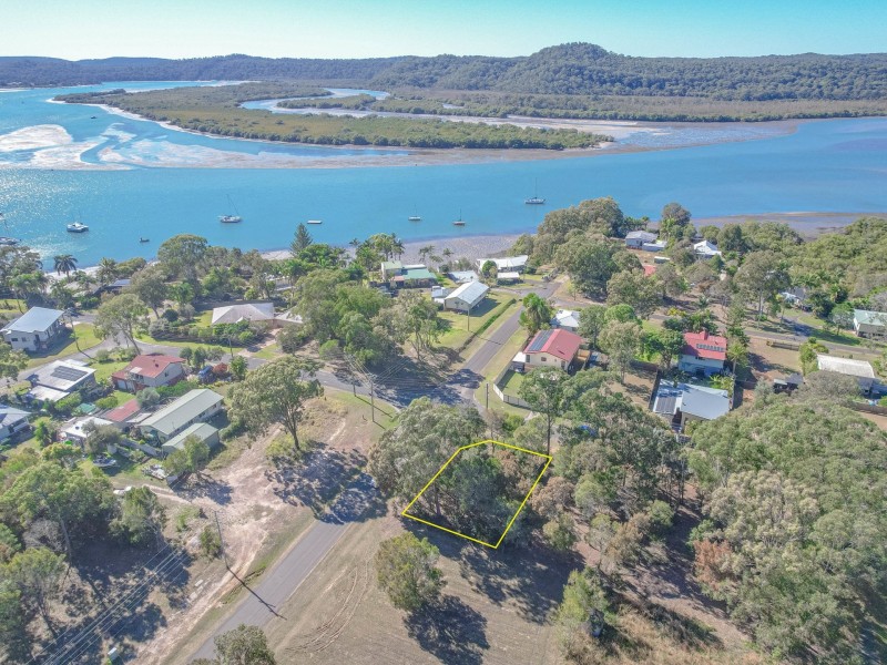 10 Jasper Street, Russell Island QLD 4184