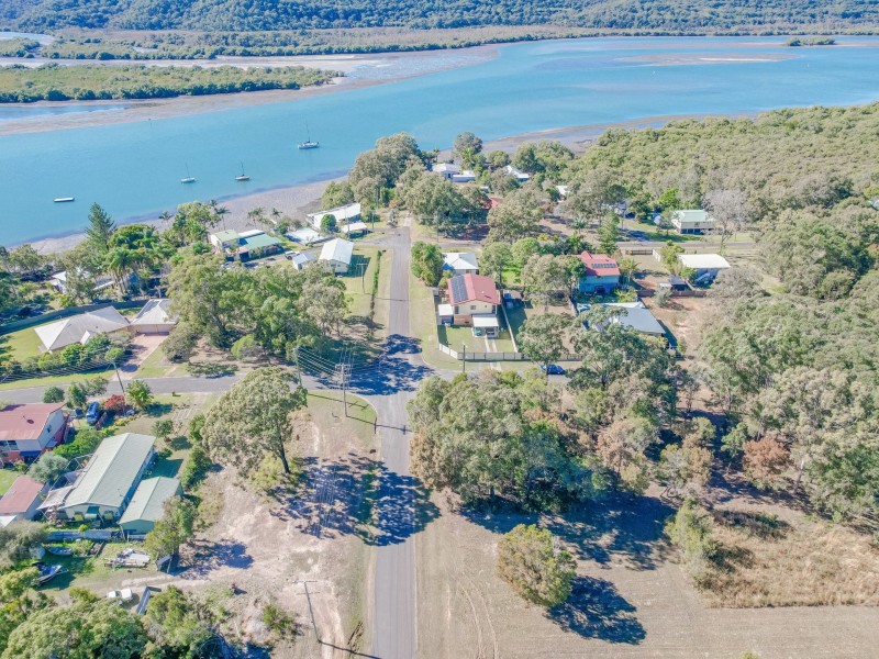10 Jasper Street, Russell Island QLD 4184