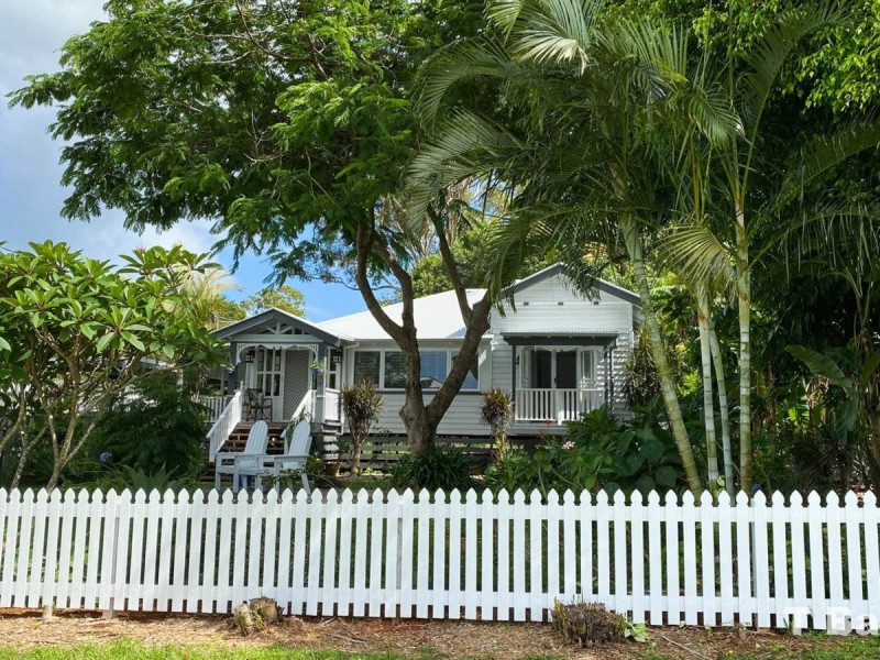 117 Canaipa Point Drive, Russell Island QLD 4184