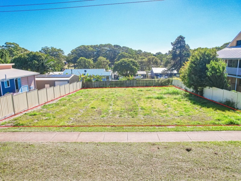 11 Jackson Road, Russell Island QLD 4184