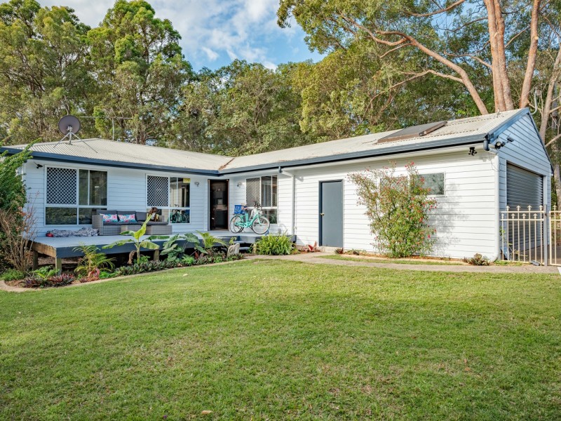 1 Barcelona Terrace, Russell Island QLD 4184