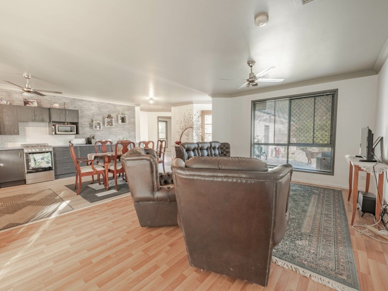 1 Barcelona Terrace, Russell Island QLD 4184