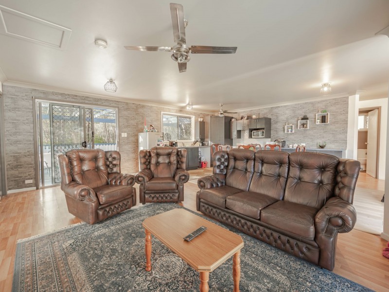 1 Barcelona Terrace, Russell Island QLD 4184