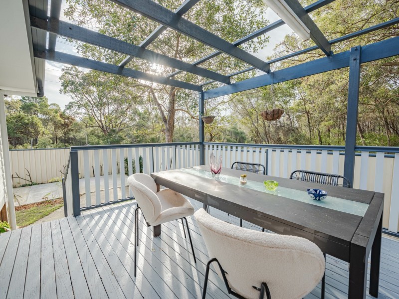 1 Barcelona Terrace, Russell Island QLD 4184