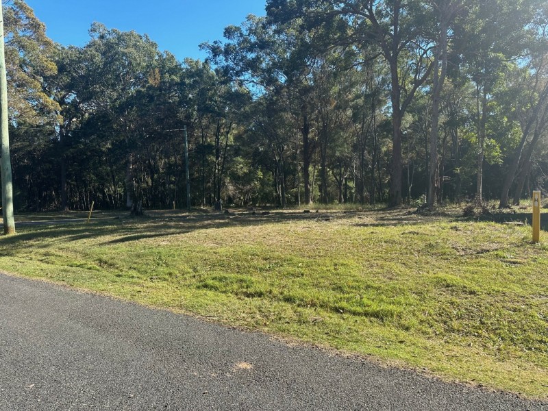 1 Sapphire Street, Russell Island QLD 4184